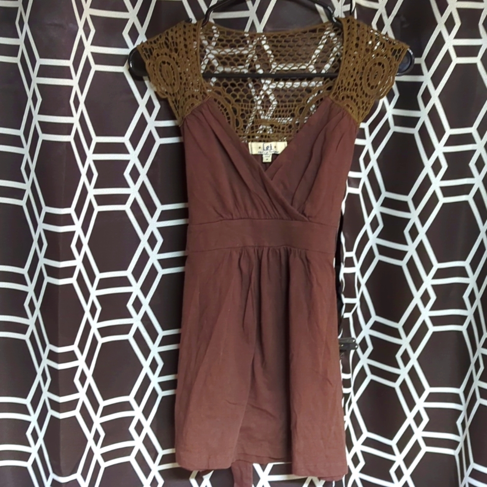 L.e.i.  ladies top vtg